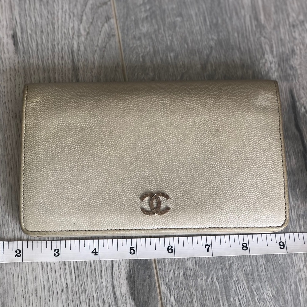 Authentic Chanel Wallet - Picture 5 of 16
